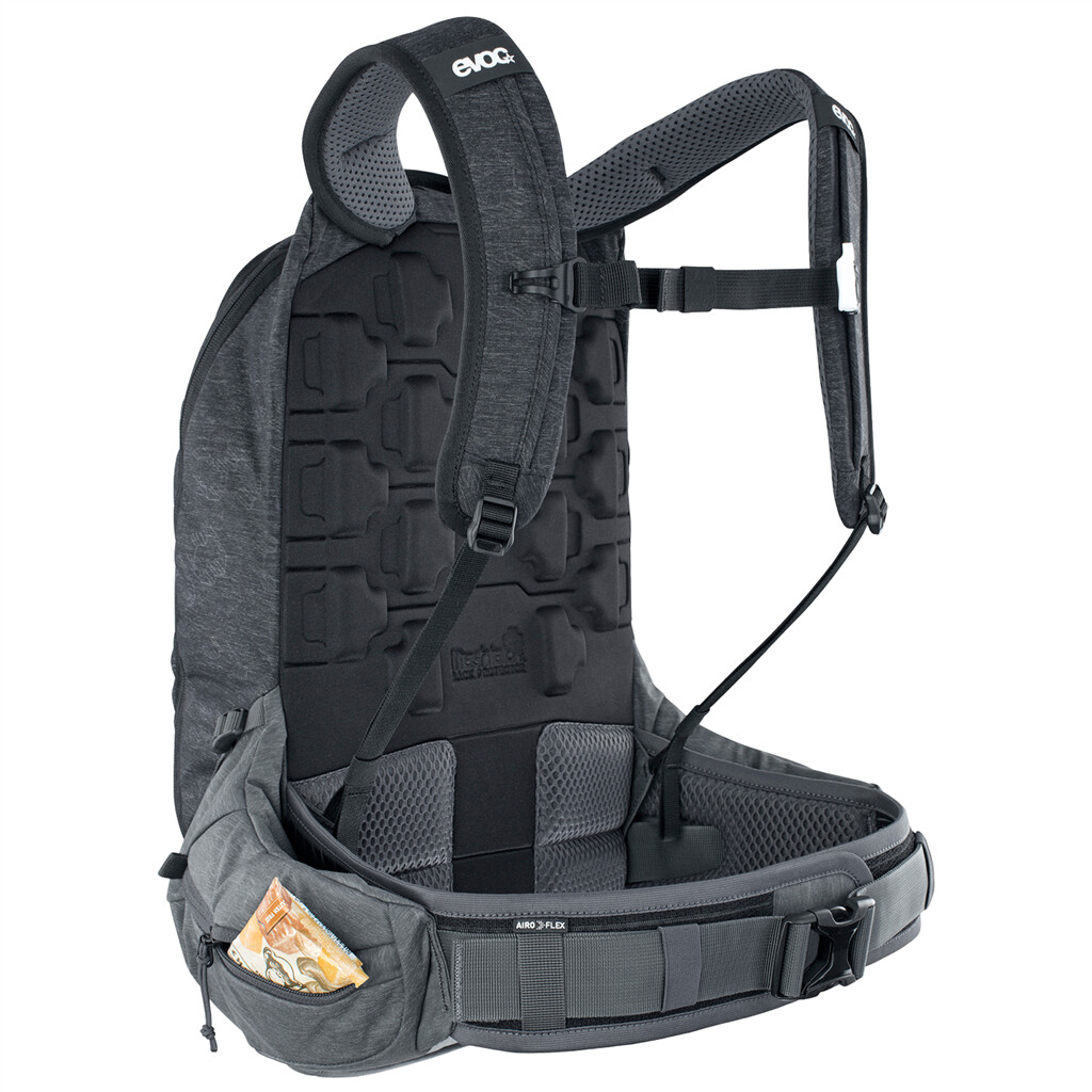 Evoc - Trail Pro 16L Backpack - black/carbon grey