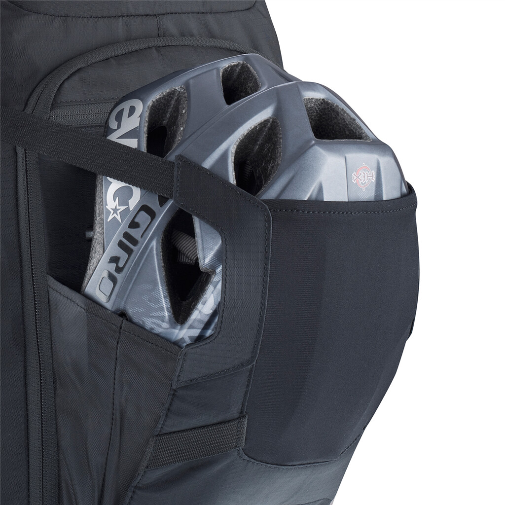 Evoc - FR Trail Unlimited 20L Backpack - black/white